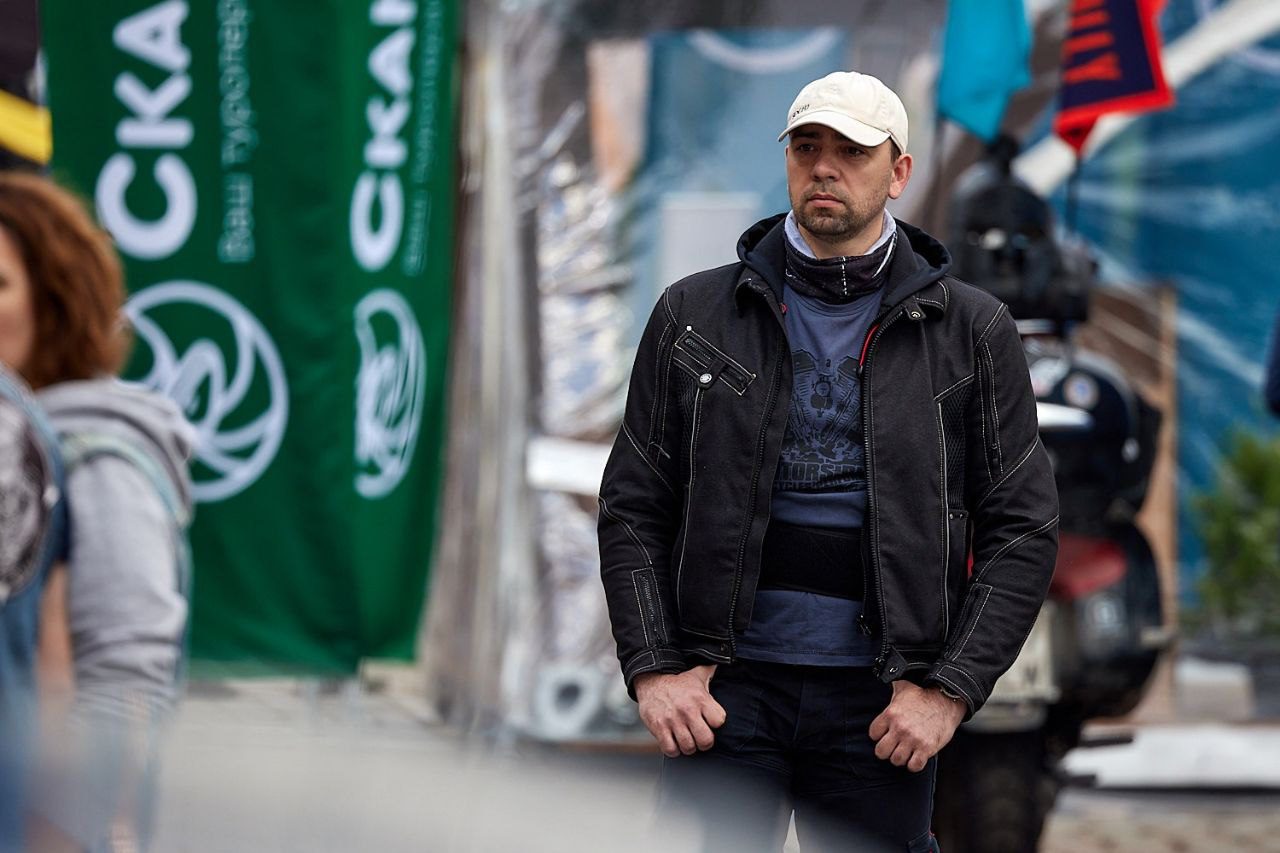 photo 5278265067776892570 y