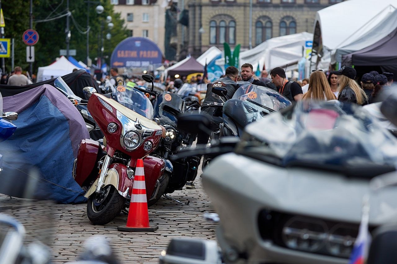 photo 5278265067776892572 y