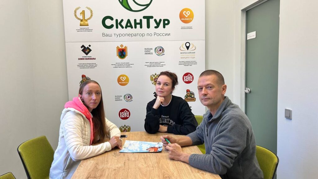 photo 5413667949052556579 y