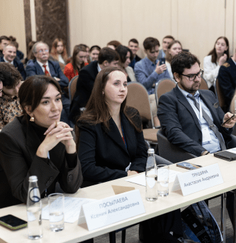 scantur ocenil stud debaty