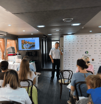 scantur provel prezentaciyu v moskve